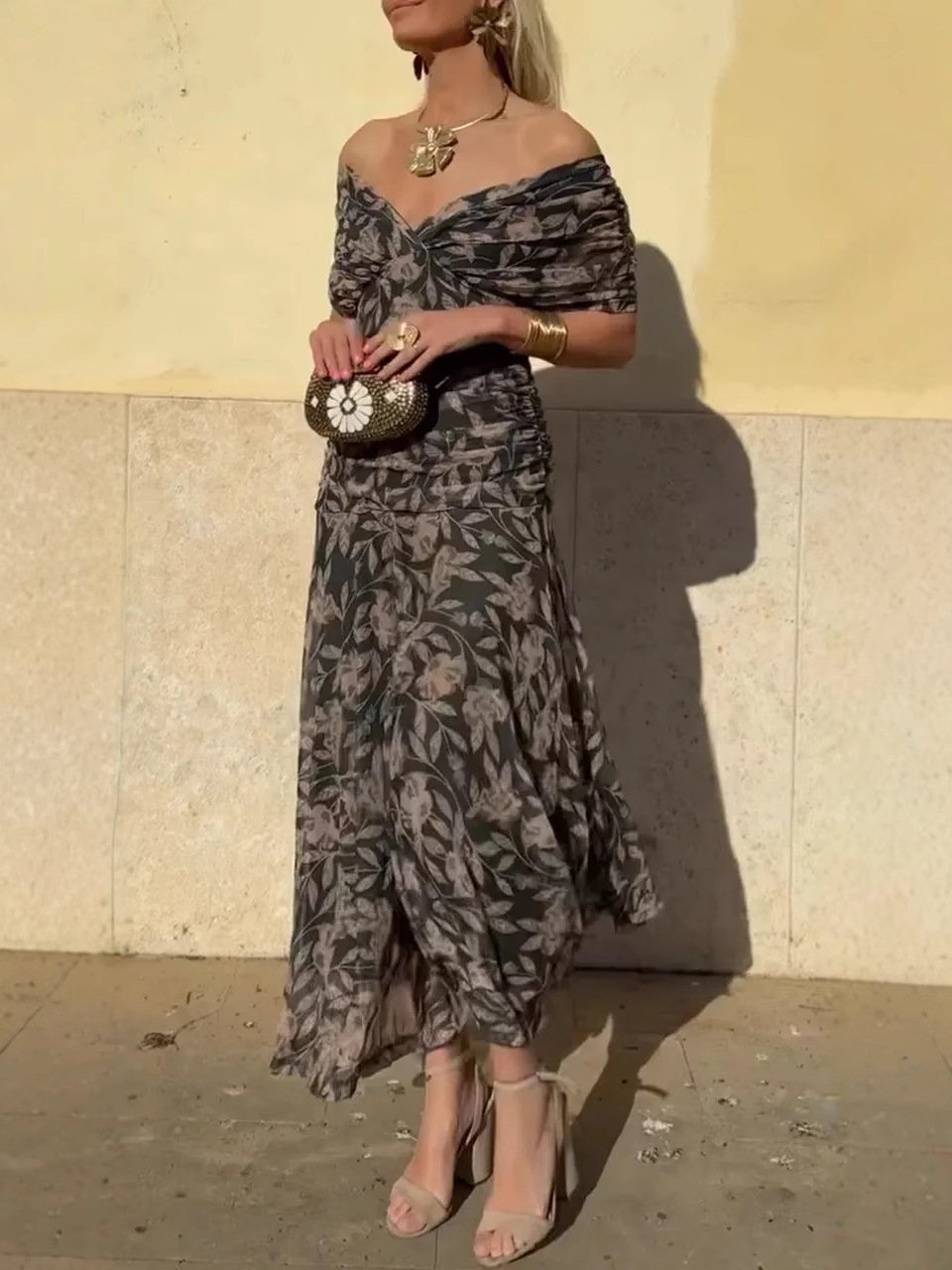 Talia | Flowing Floral Off-Shoulder Maxi Dress