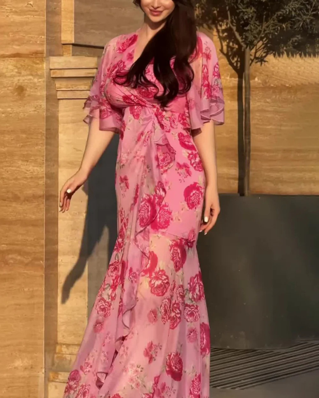 Talia | Vintage V-Neck Trumpet Sleeve Dress