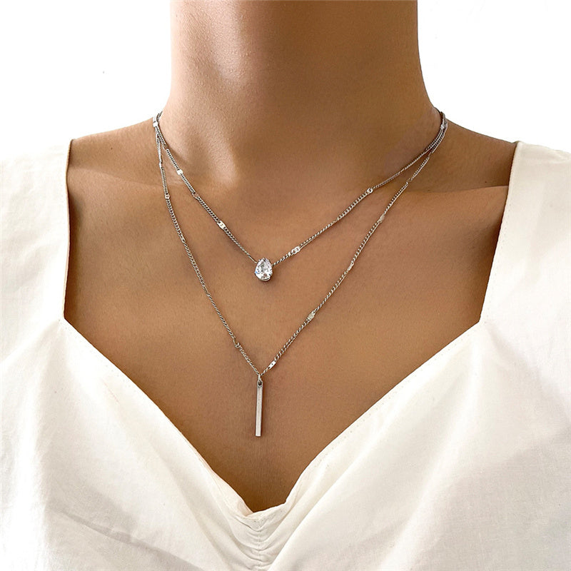 Talia | Vintage Necklace Set with Gold Pendant