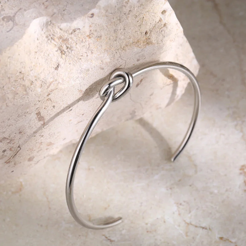 Talia | Adjustable Vintage Knot Bracelet