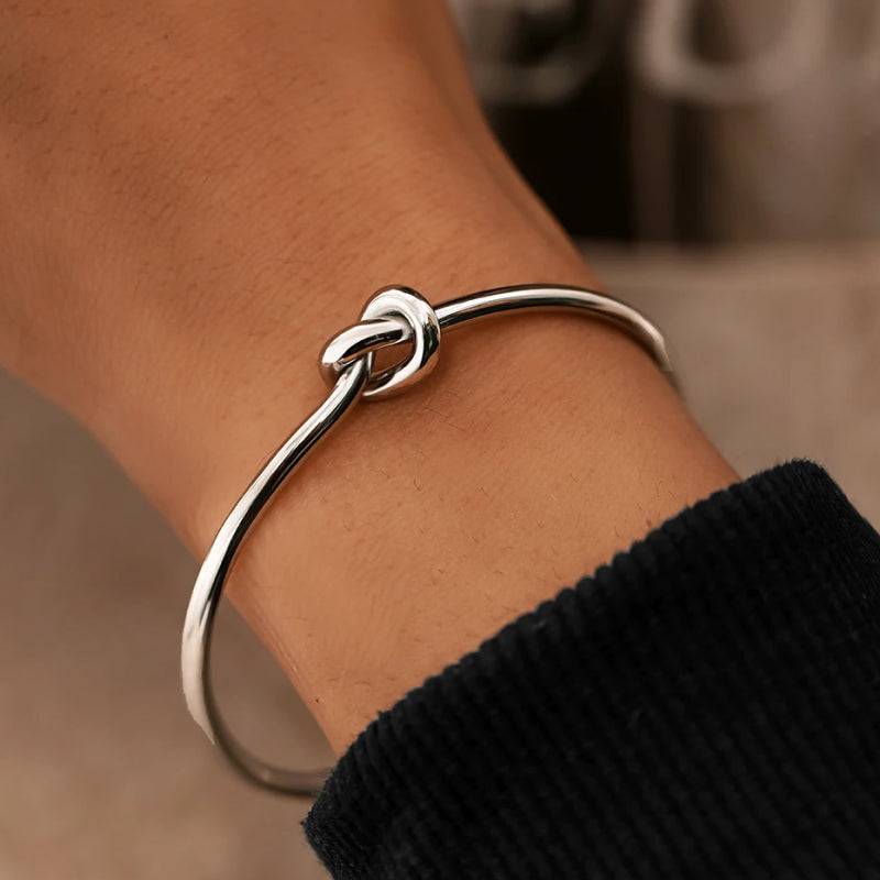 Talia | Adjustable Vintage Knot Bracelet