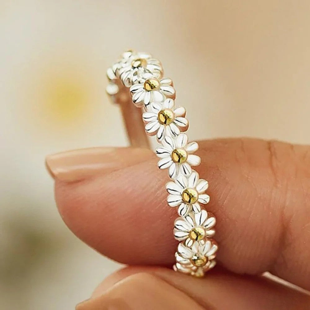 Talia | Adjustable Silver Ring with Hand-Painted Enamel Daisy