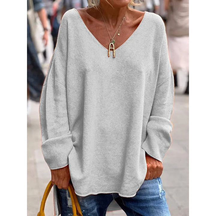 Talia | Casual Chic V-Neck Blouse