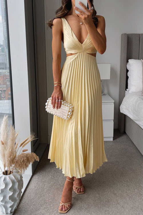 Talia | Elegant Chic Pleated Dress