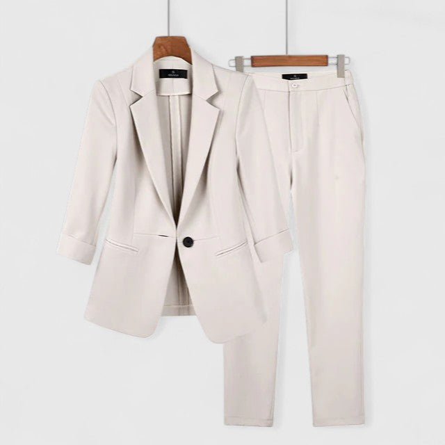 Talia | Sophisticated Blazer & Trouser