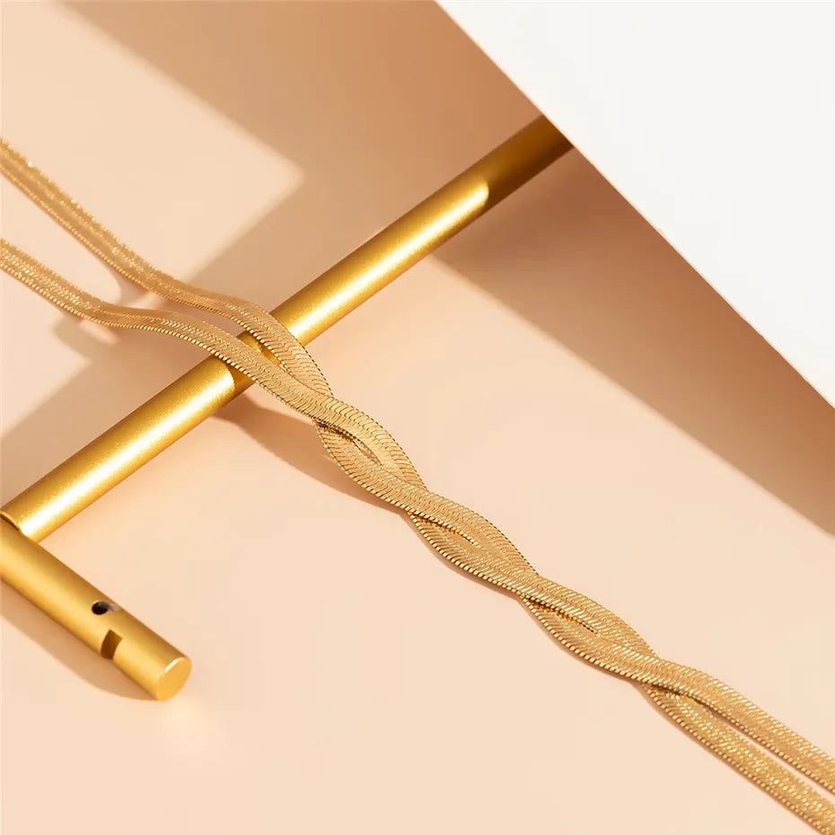 Talia | Elegant Long Necklace with Adjustable Snake Design