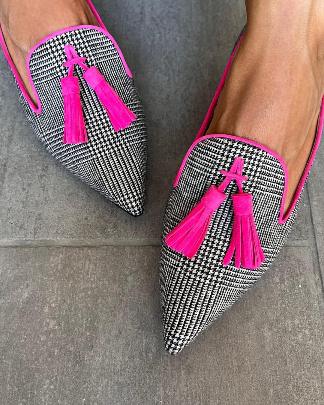 Talia | Pointed Loafer with Fluo Fringes