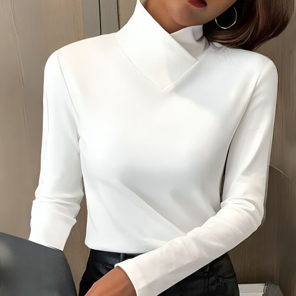 Talia | Elegant Turtleneck Fit