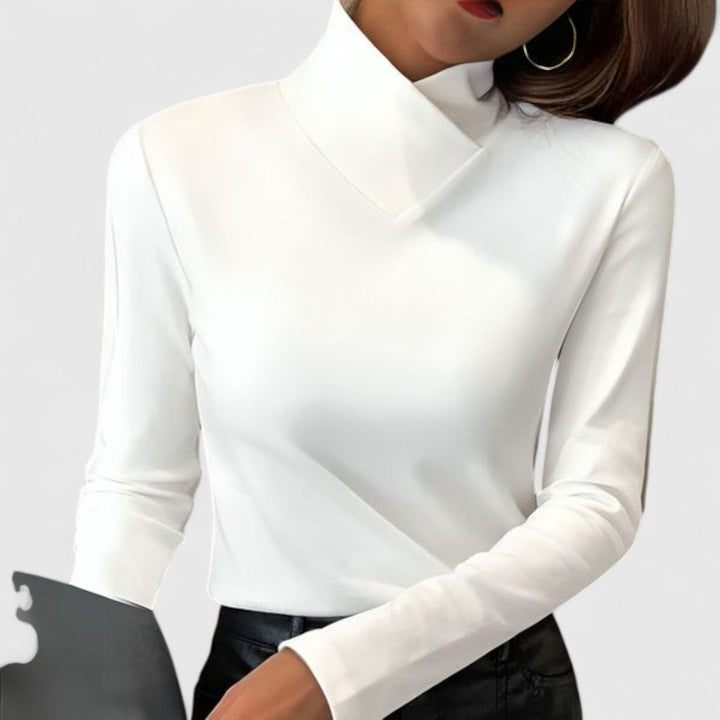 Talia | Elegant Turtleneck Fit