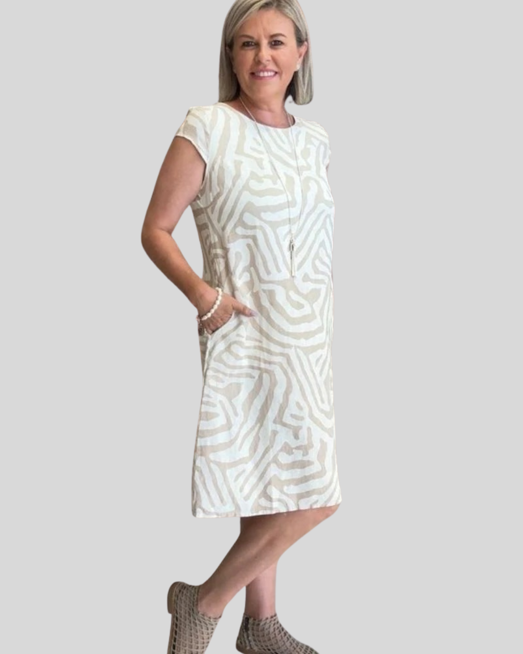 Talia | Breathable Printed Dress With Pockets