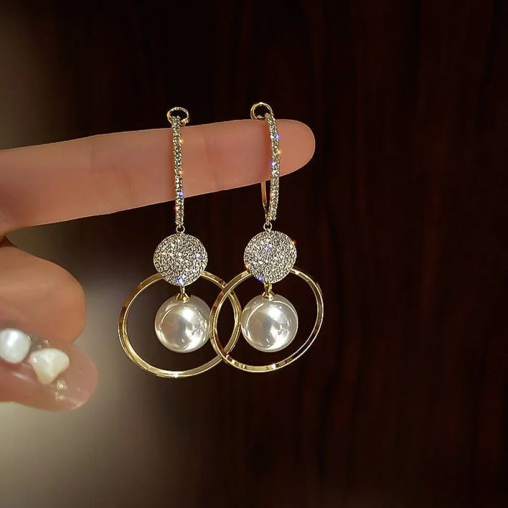 Talia | Elegant Earrings with Cultured Pearls and Sparkling Zircons
