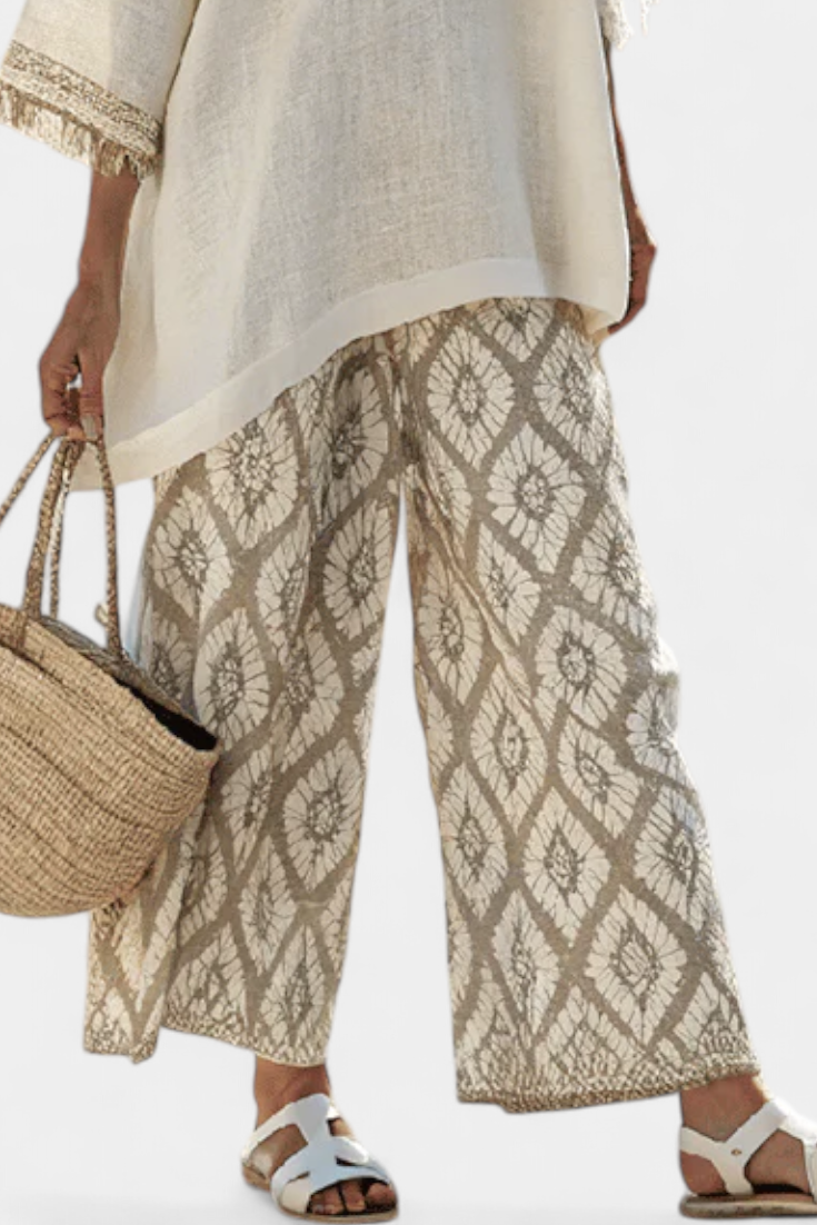 Talia | Sophisticated Top & Casual Pants Set