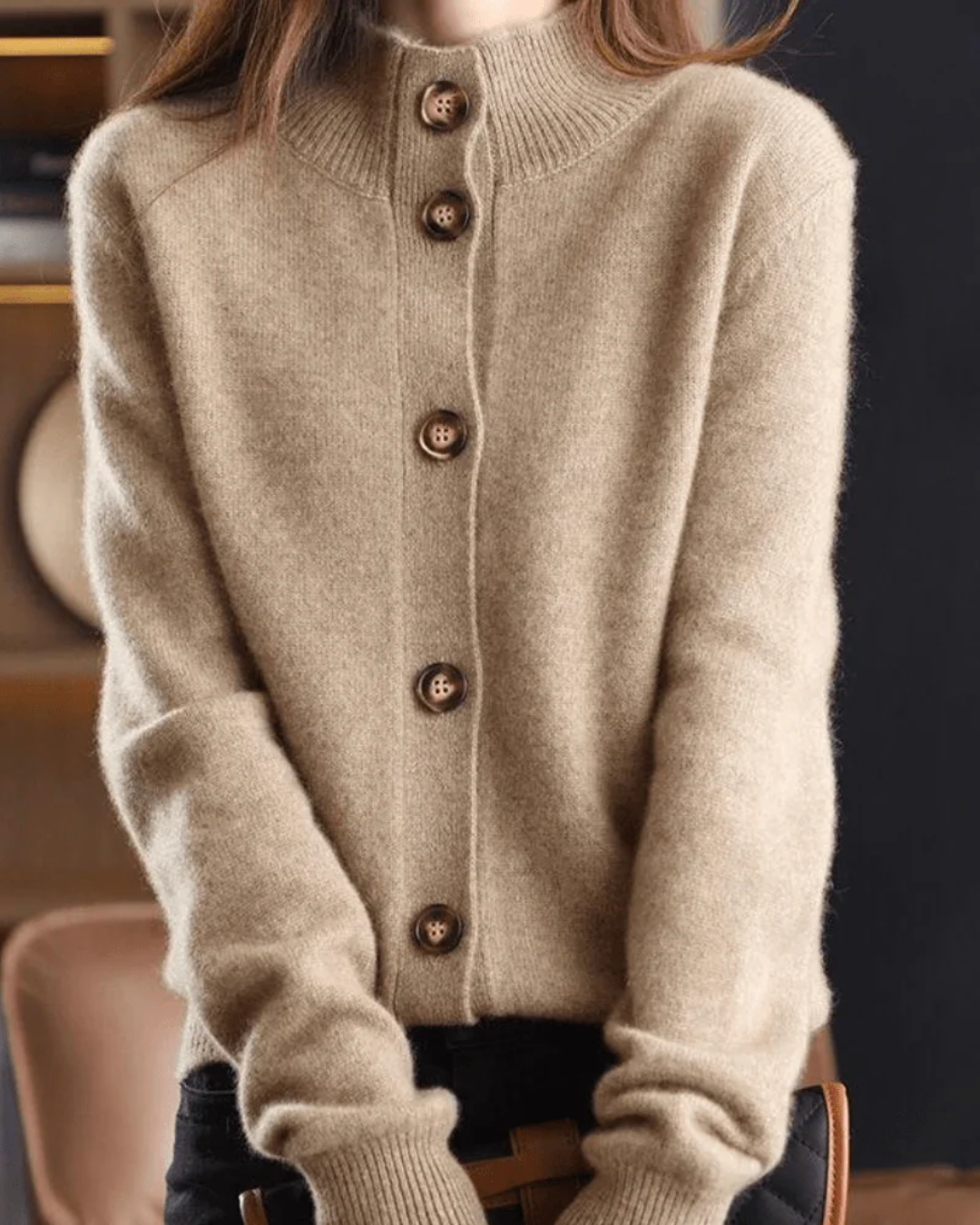 Talia | Retro-Style Knitted Cashmere Cardigan