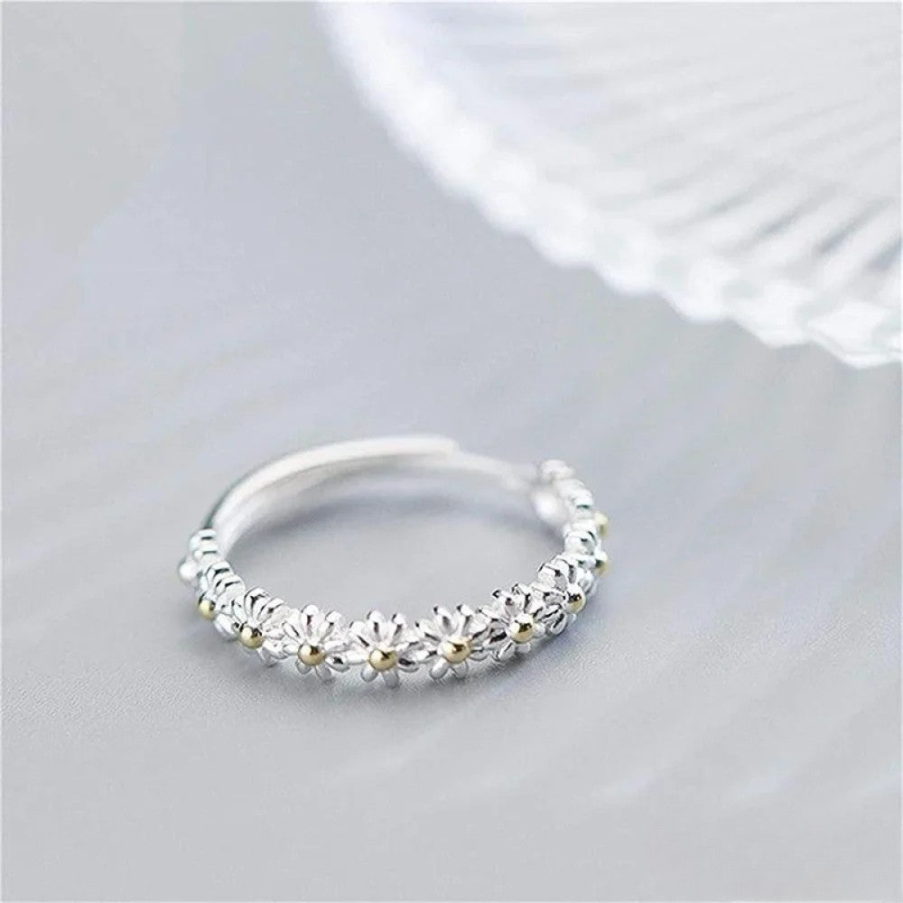 Talia | Adjustable Silver Ring with Hand-Painted Enamel Daisy