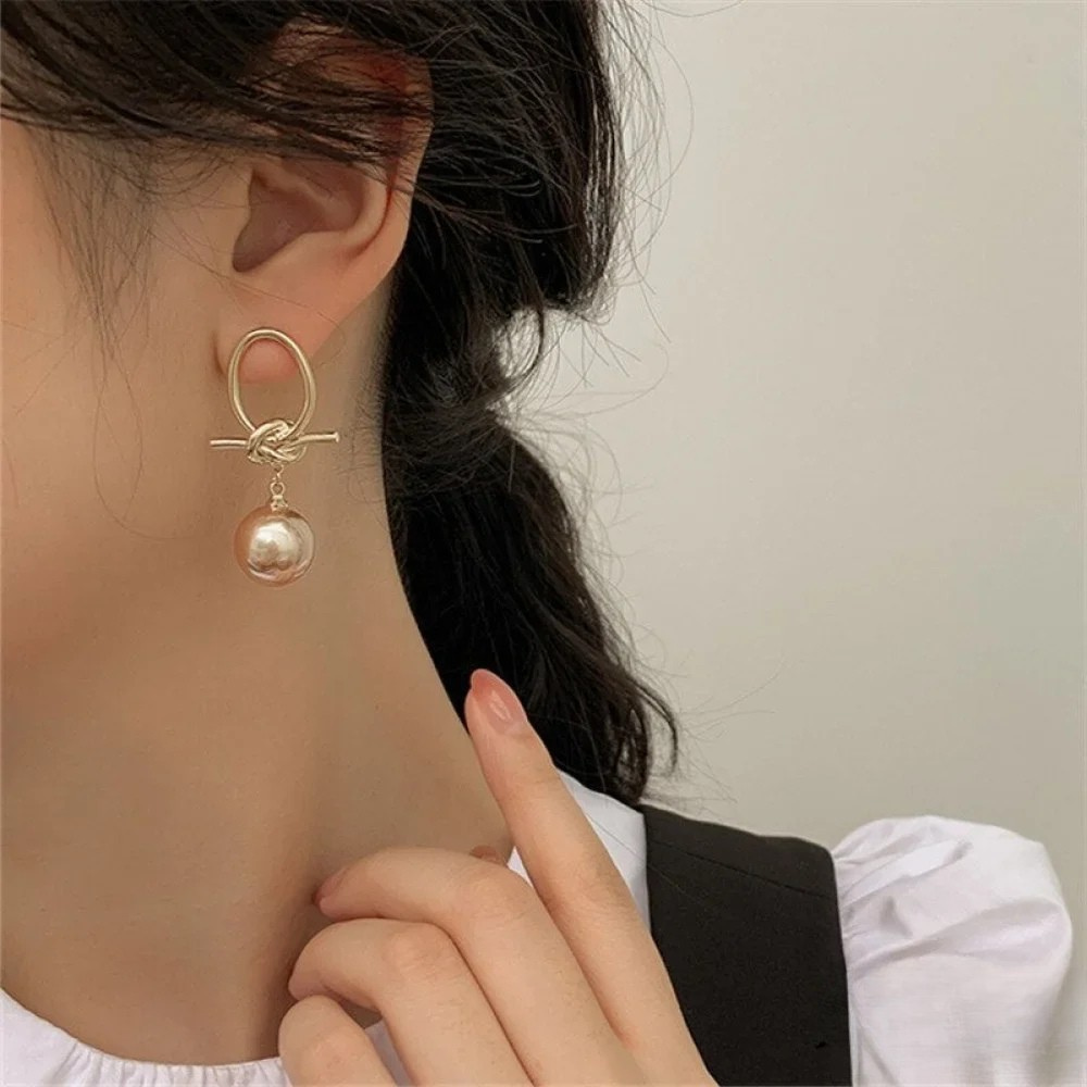 Talia | Golden Pearl Hoop Earrings