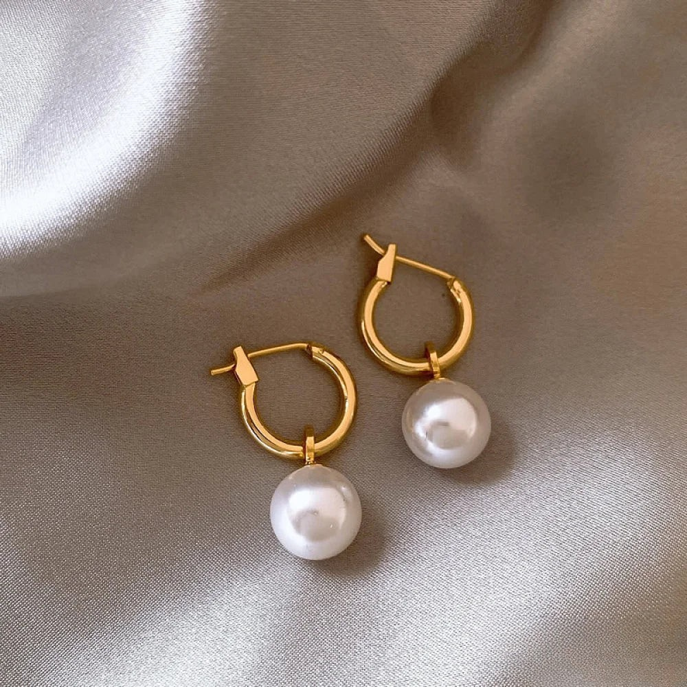 Talia | Elegant Earrings with Golden Pearls