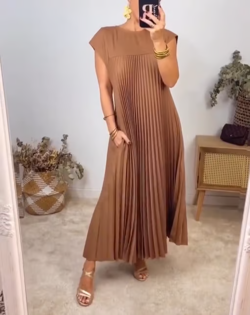 Talia | Short Sleeve Pleated Maxi Dress