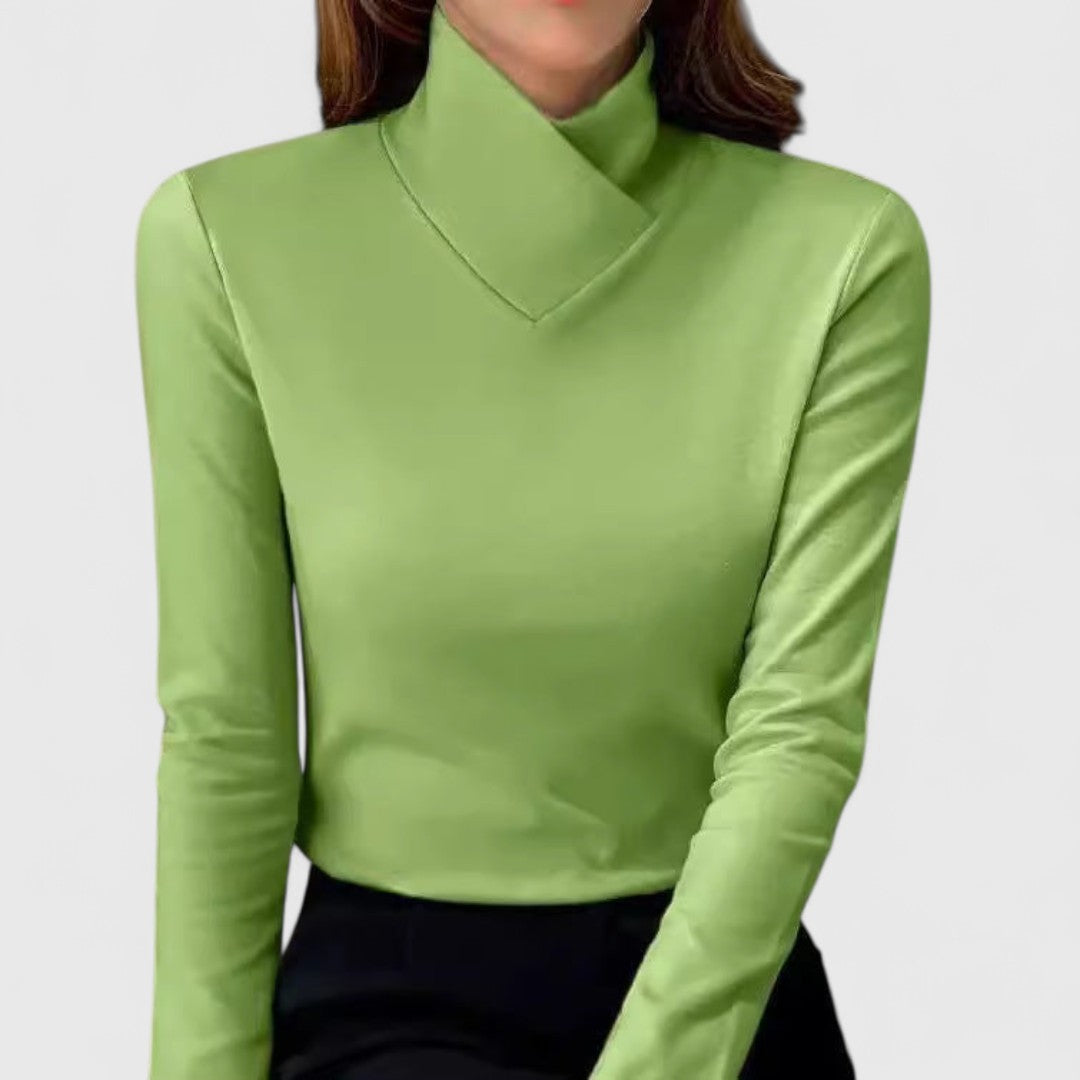 Talia | Elegant Turtleneck Fit