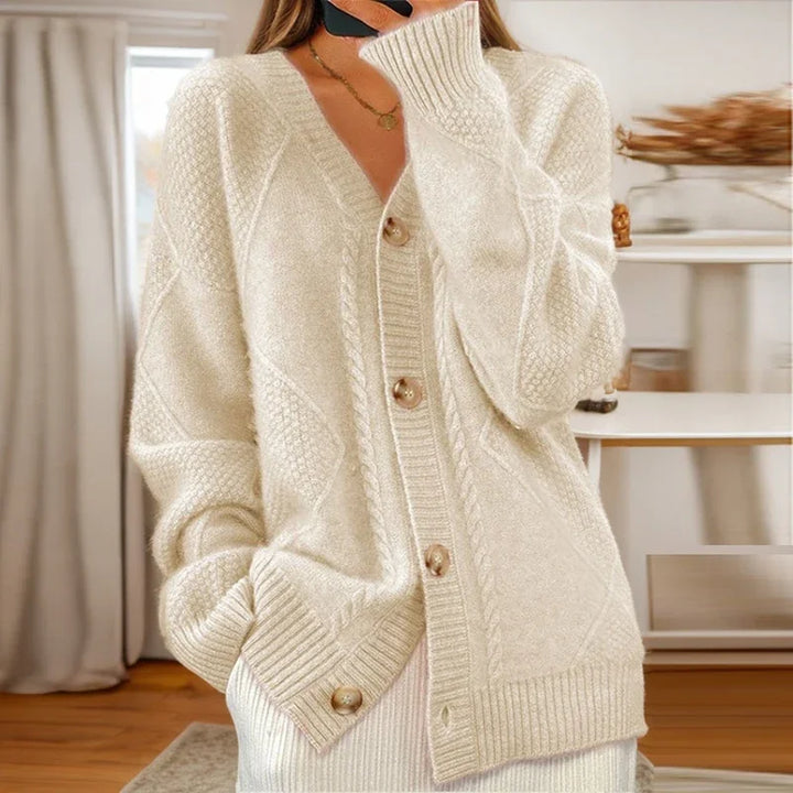 Talia | ELIONYSSE CABLE-KNIT CARDIGAN