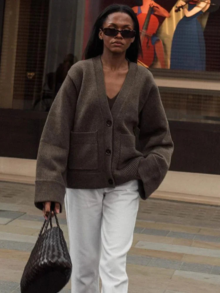 Talia | Elegant V-Neck Cardigan