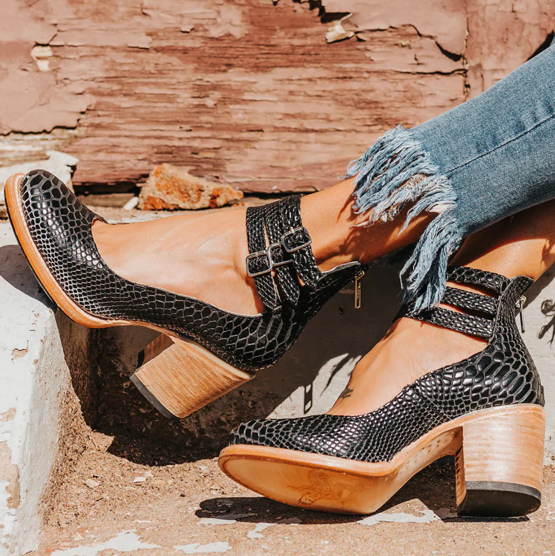 Talia | Vintage Elegance Leather Heels