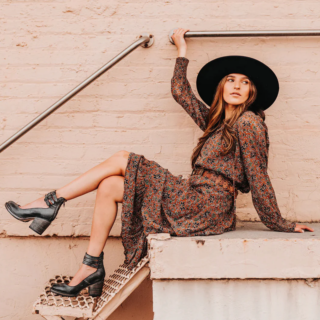 Talia | Vintage Elegance Leather Heels