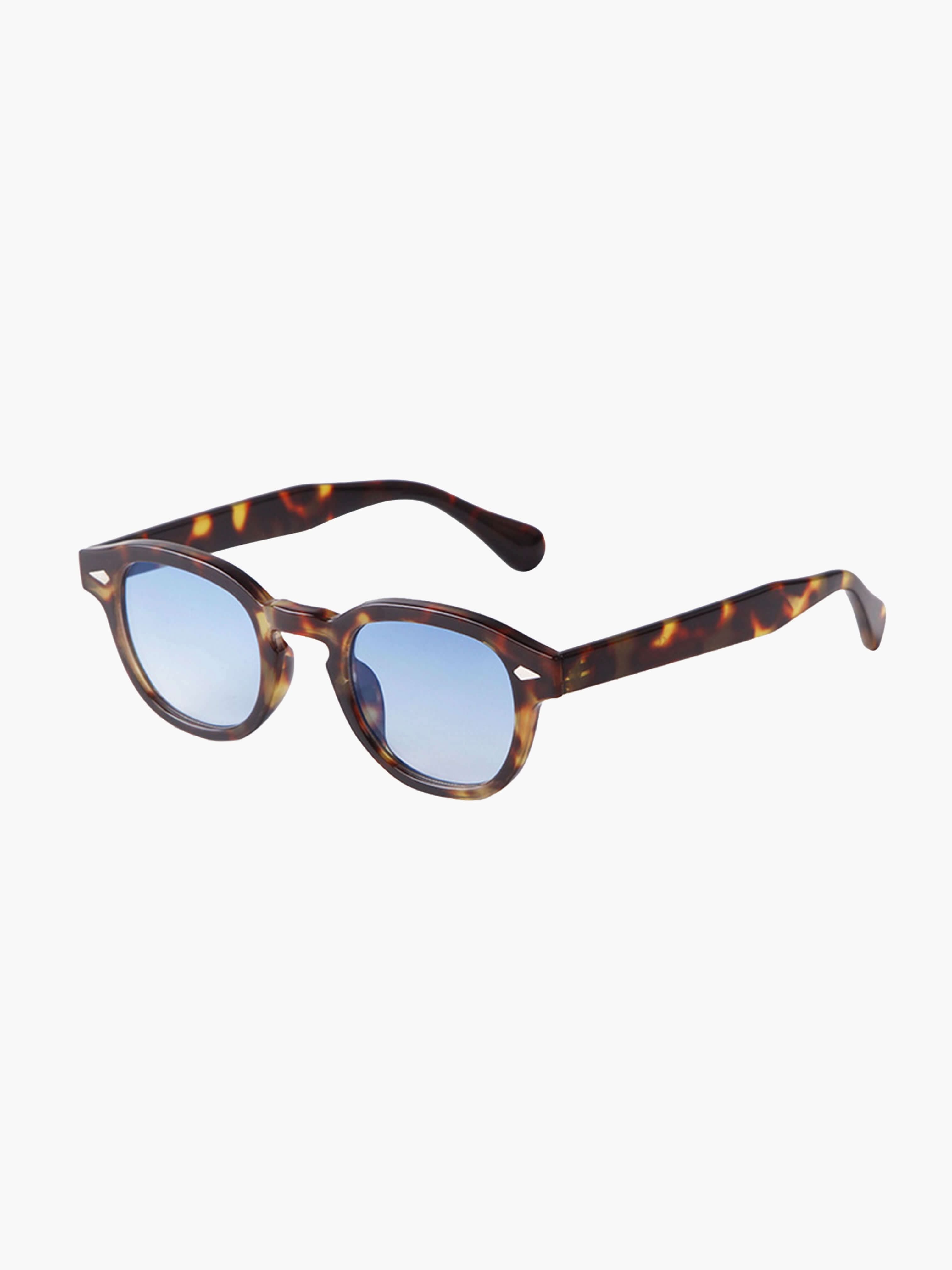 Talia | Sophisticated Sunglasses