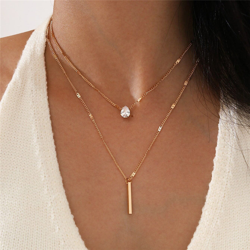 Talia | Vintage Necklace Set with Gold Pendant
