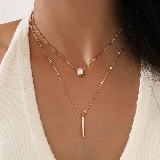 Talia | Vintage Necklace Set with Gold Pendant