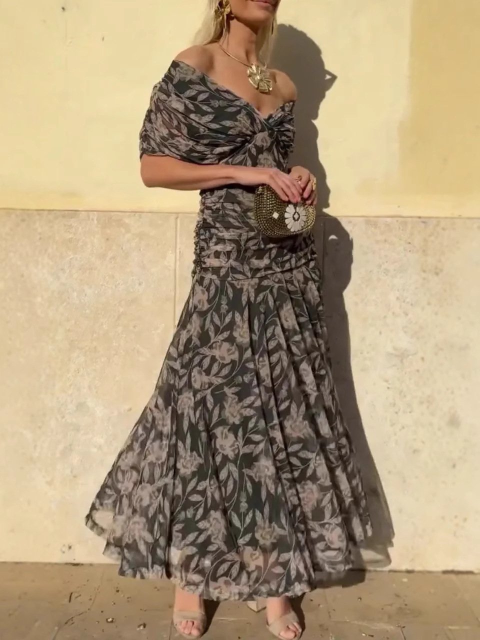Talia | Flowing Floral Off-Shoulder Maxi Dress