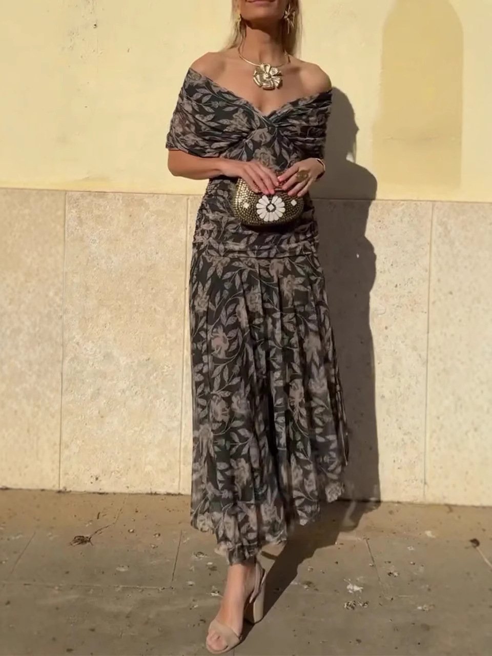 Talia | Flowing Floral Off-Shoulder Maxi Dress