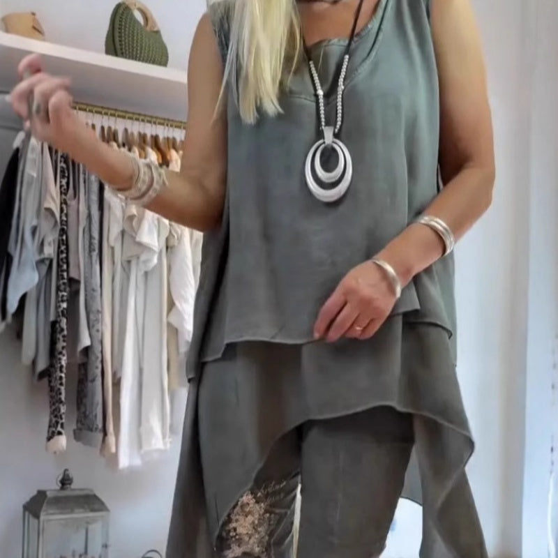 Talia | Two-Piece Set: Sleeveless Top and Printed Trousers